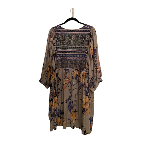 Umgee Dresses & Skirts - Umgee Sage Green Floral Print Dress